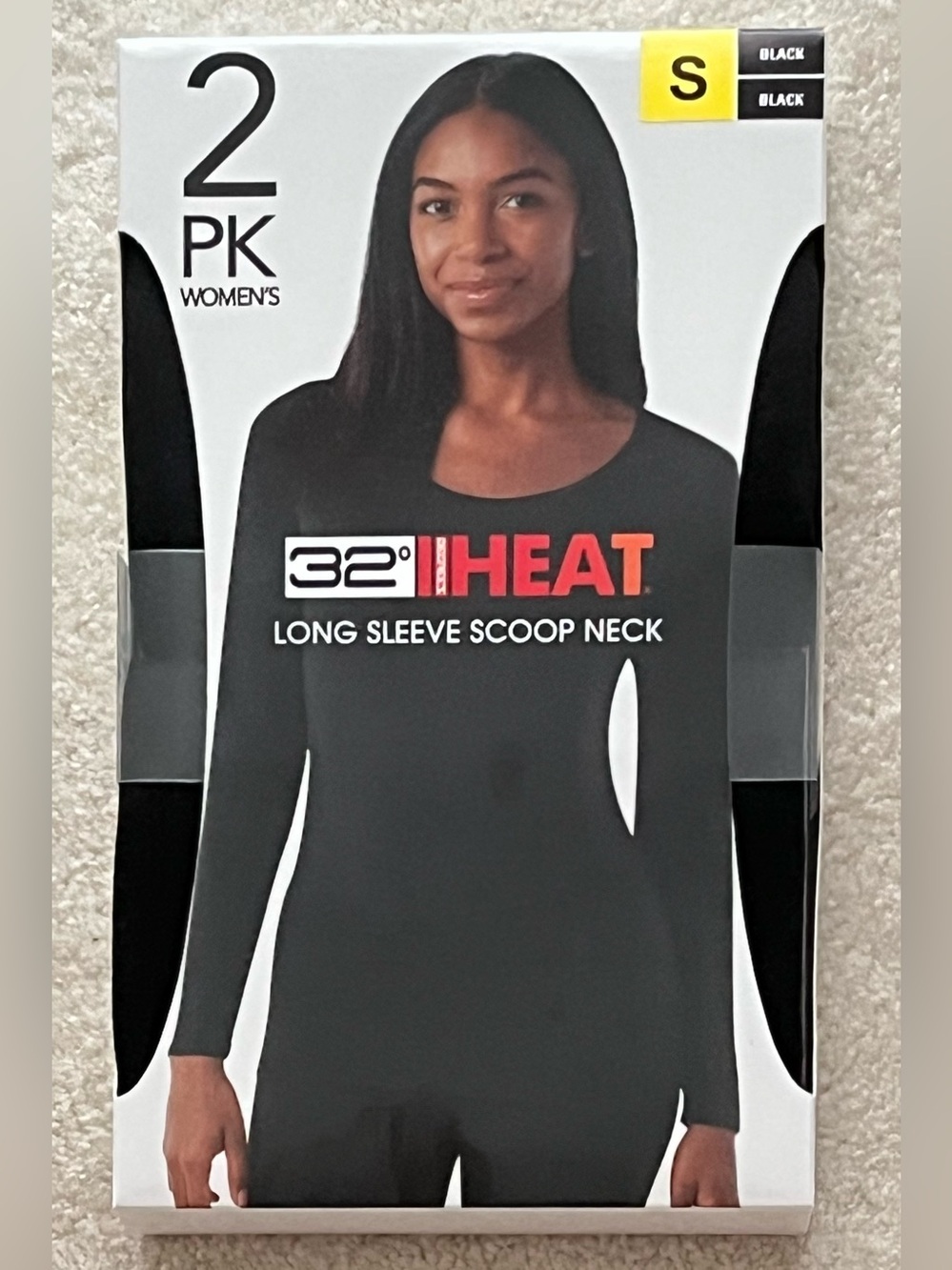 32 Degrees Small Women's Long Sleeve Scoop Neck Top - Black